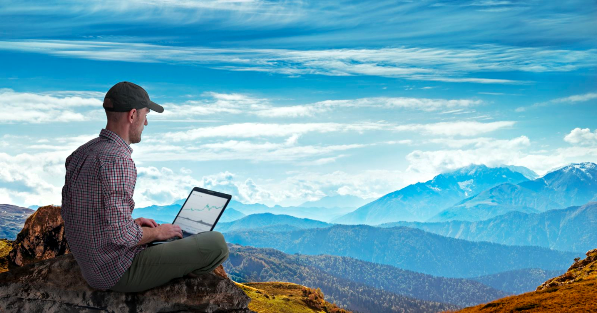 Статус "Цифрового кочевника" в Кыргызстане получили более 1.4 тысяч человек изображение публикации