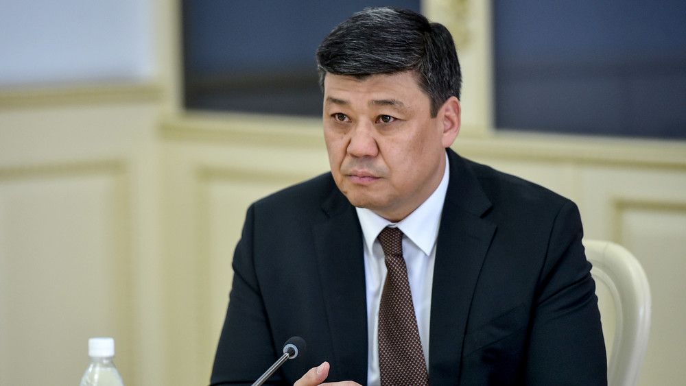 У инвесторов малых ГЭС будут отбирать землю, если они не построят объекты — Бакыт Торобаев изображение публикации