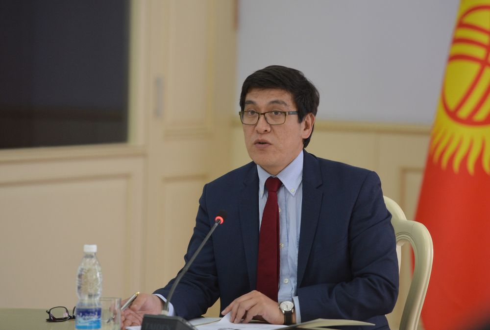 Эдиль Байсалов превзошел Нацстатком в оценках роста экономики страны изображение публикации