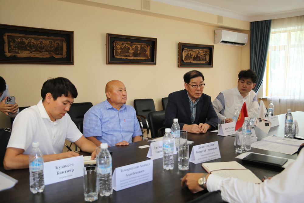 Корейская компания предложила построить в КР завод по переработке машинных масел изображение публикации