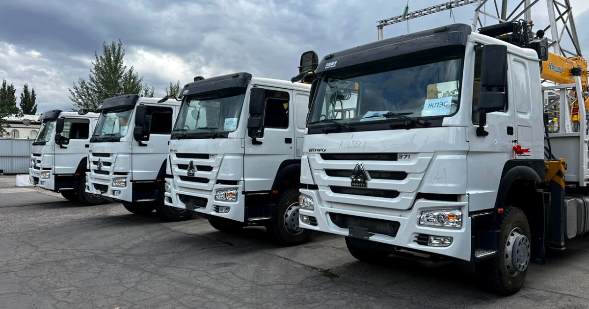 Сотрудникам филиалов НЭСК передали спецтехнику на 46.5 млн сомов изображение публикации