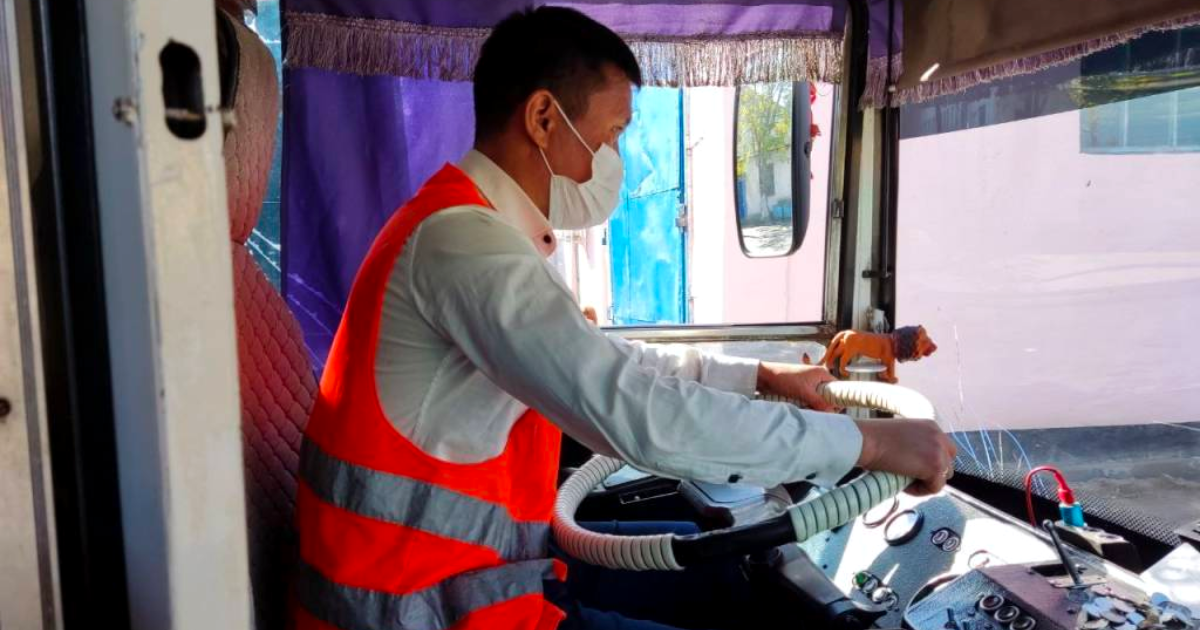 Мы не продавцы – водители троллейбусов недовольны тем, что их заставляют продавать карты "Тулпар" изображение публикации