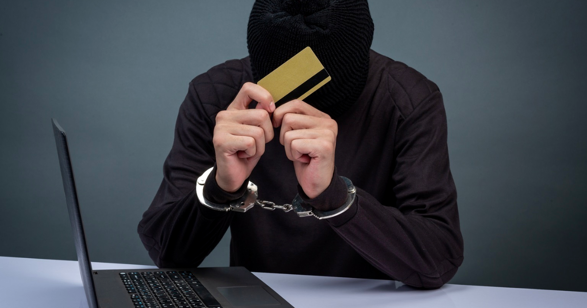 Мошенники во II квартале списали с карт кыргызстанцев  4.1 млн сомов - Нацбанк изображение публикации