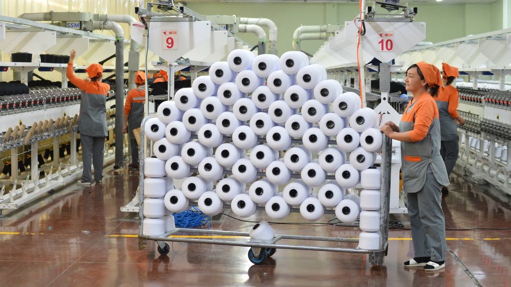 Кыргызстан и Узбекистан  изучают создание совместных текстильных кластеров изображение публикации