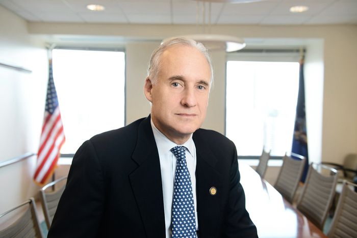 Частники будут инвестировать в энергетику, если будет получать от этого выгоду - глава отдела энергетики Нью-Йорка изображение публикации