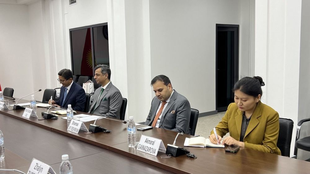 Транспортный коридор Карачи — Кашгар — Бишкек перевели на круглосуточный режим работы изображение публикации