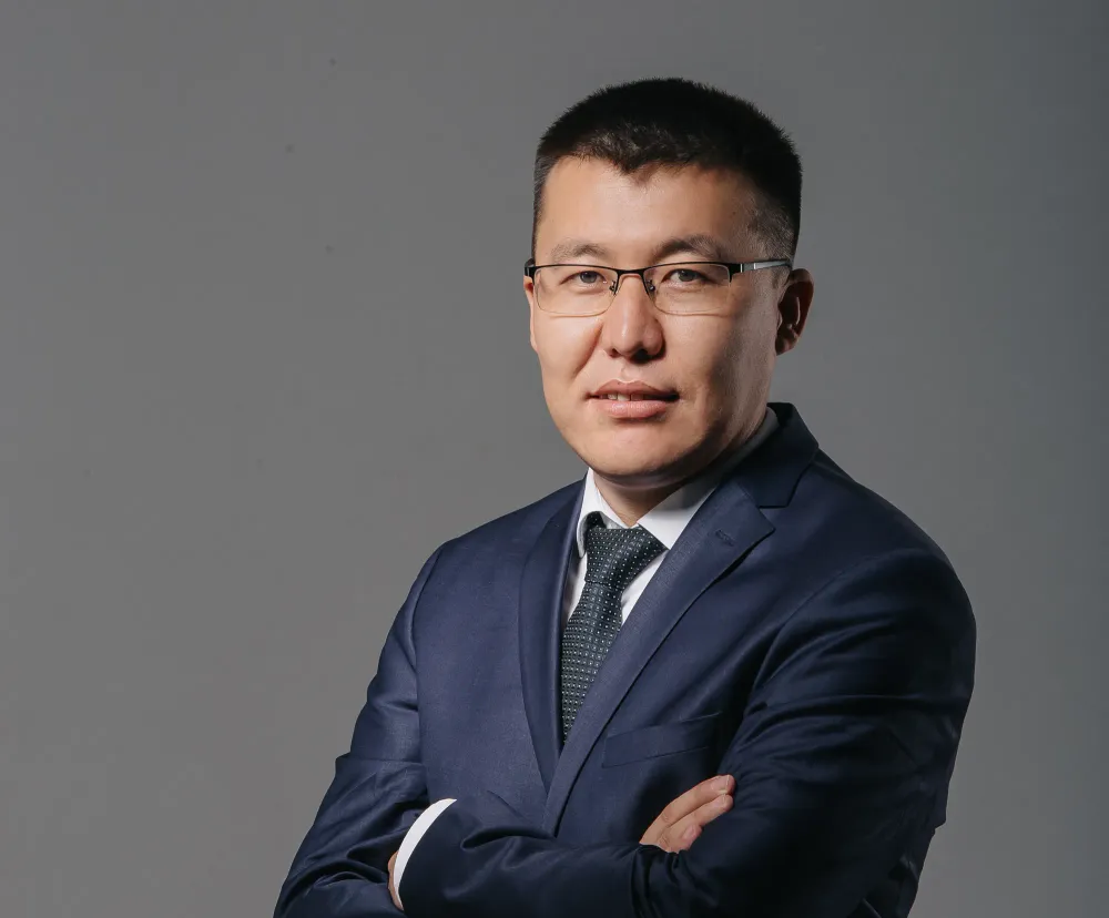 Бишкек региондор менен эсептешпейт, ажырым өтө чоң — ЖИАнын жетекчиси Аззамбек Жээнбай уулу изображение публикации