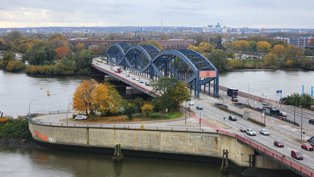 Глава кабмина КР с рабочим визитом посетит Германию изображение публикации