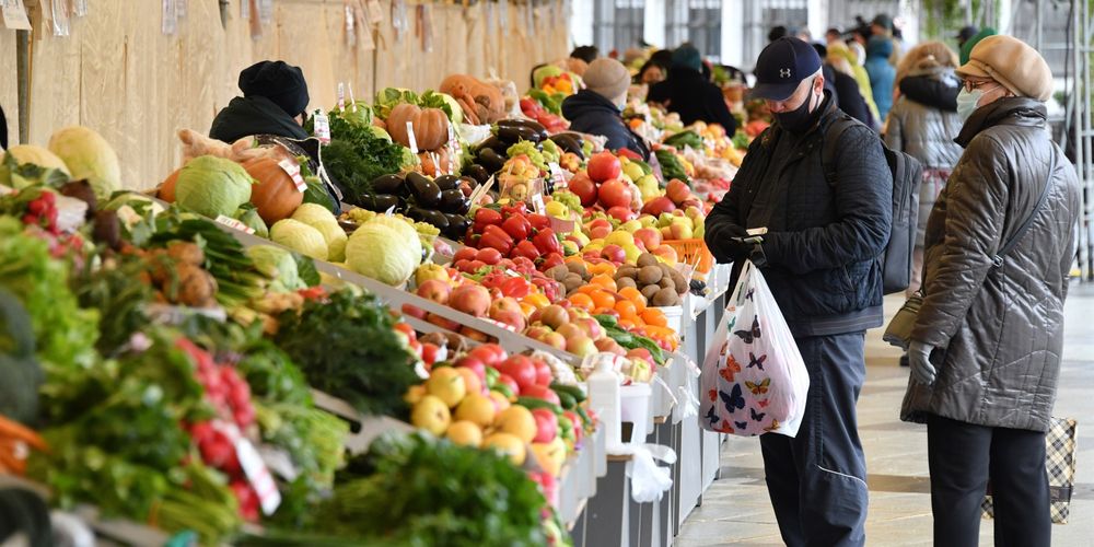 В Бишкеке до Нового года каждые выходные будут проходить сельхоз ярмарки изображение публикации