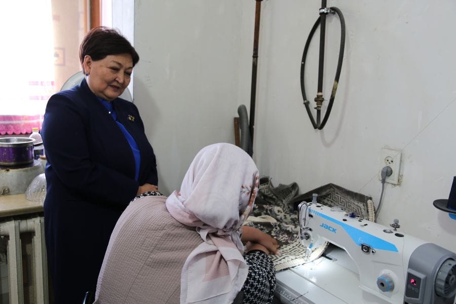 Получатели социального контакта открыли в КР более 2 тысяч новых производств изображение публикации