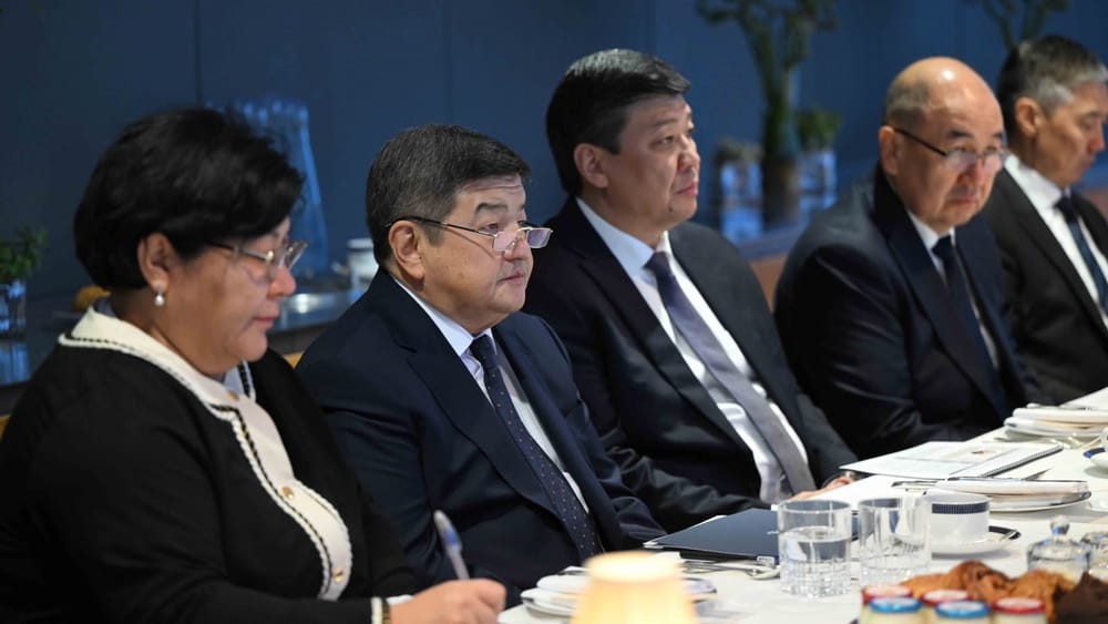 Акылбек Жапаров предложил британской компани SRK Consulting сотрудничать в горнодобывающей отрасли изображение публикации