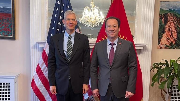 Виза на 10 лет - США работают над увеличением срока пребывания туристов из Кыргызстана изображение публикации