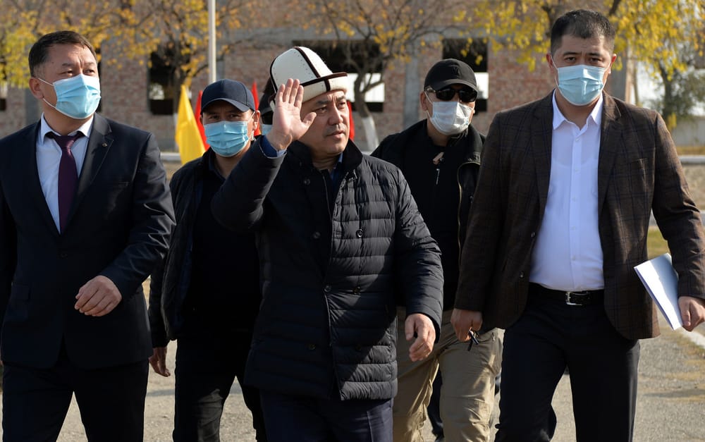 Поток трудовой миграции для кыргызстанцев будет расширен – Садыр Жапаров изображение публикации