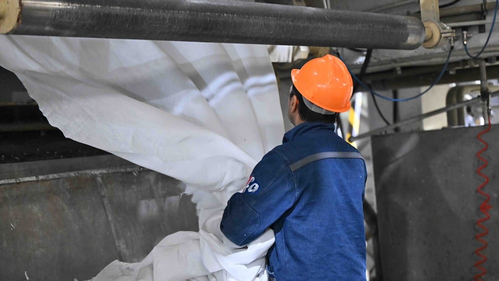 В Бишкеке открыли предприятие по производству бумажных изделий изображение публикации