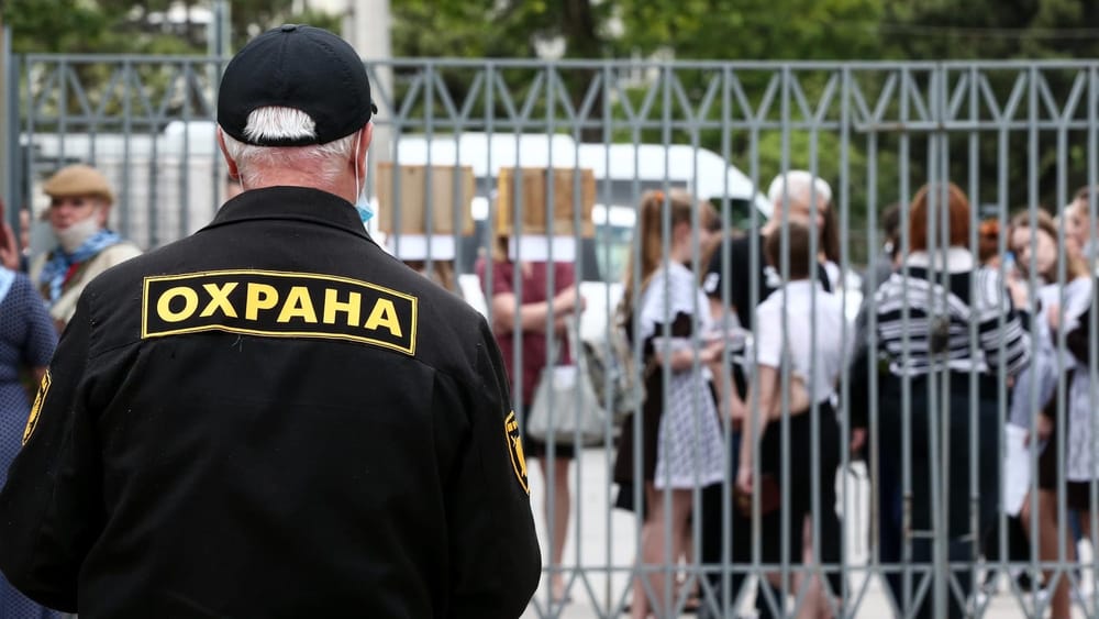 На охрану школ в одном из районов Бишкека планируют потратить 32 млн сомов изображение публикации