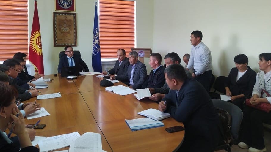 В местных бюджетах Жумгальского района выявили финансовые нарушения на 116 млн сомов изображение публикации