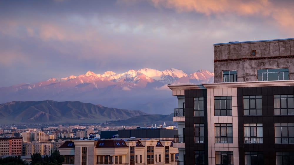 Госстрой будет аннулировать лицензии стройкомпаний за неуплату налогов изображение публикации