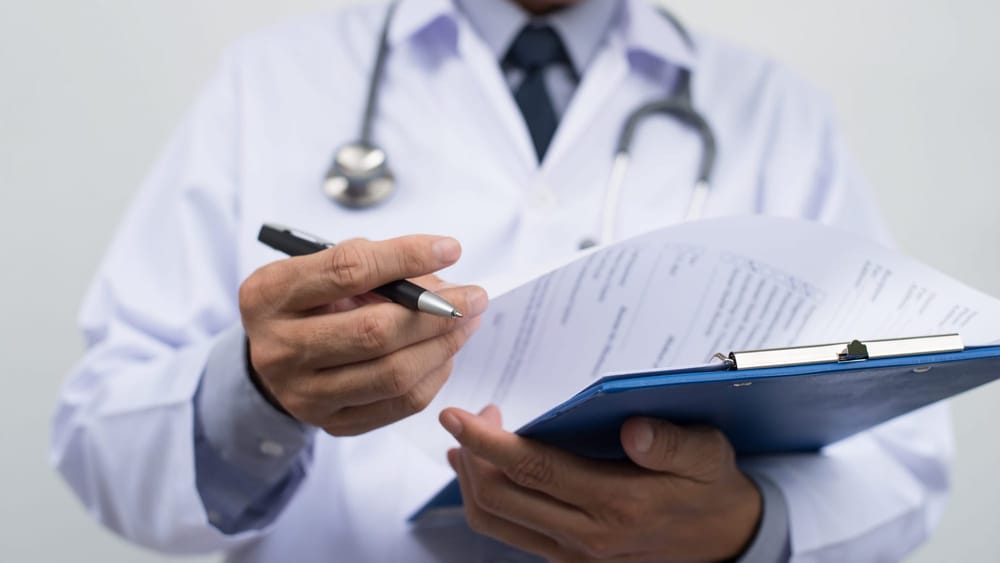 В Бишкеке возобновят рейдовые проверки частных медучреждений изображение публикации