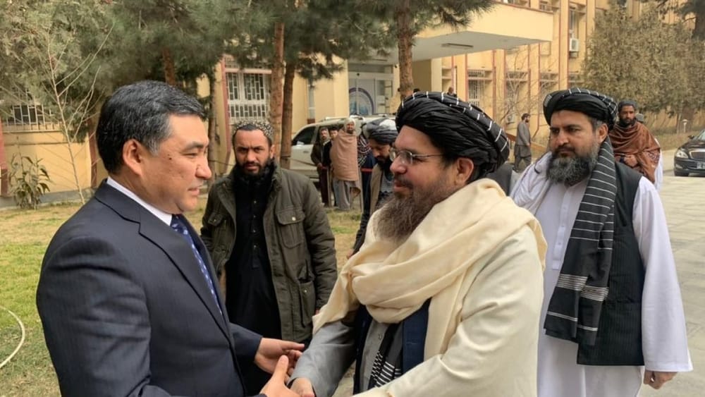 Кыргызстан и Афганистан хотят совместно развивать горнодобывающую и нефтегазовую отрасли изображение публикации