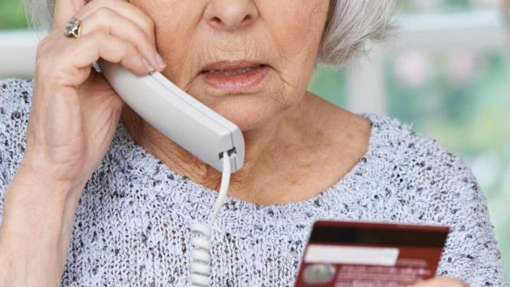 Нацбанк предупреждает — появились мошенники, которые представляются сотрудниками НБКР изображение публикации