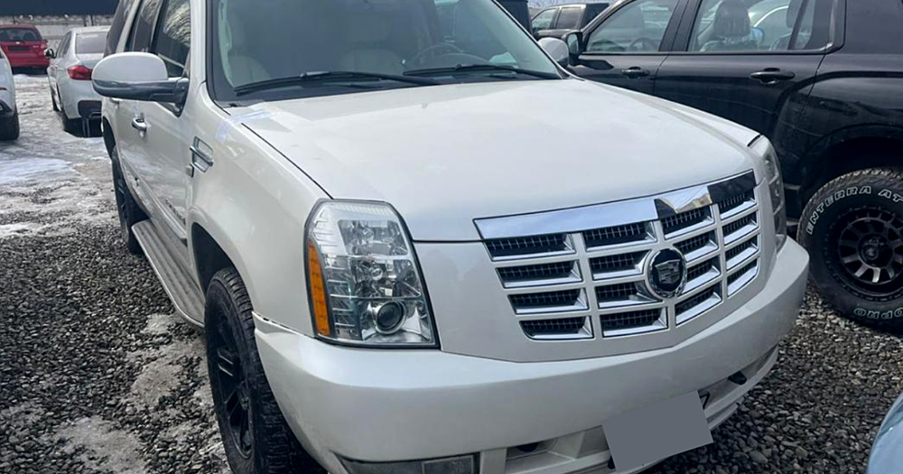 В Кыргызстан незаконно ввезли Cadillac – ущерб государству составил почти 3 млн сомов изображение публикации