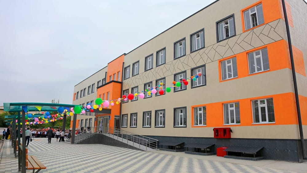 В 2024 году в КР хотят построить 550 соцобъектов на 33 млрд сомов изображение публикации