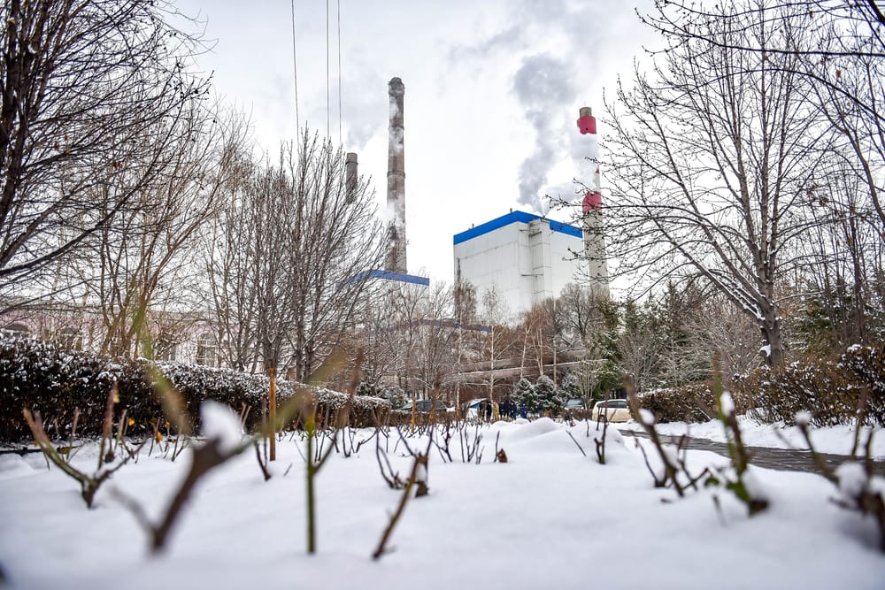 Президент и глава кабмина КР проинспектировали ТЭЦ Бишкека — итоги визита изображение публикации