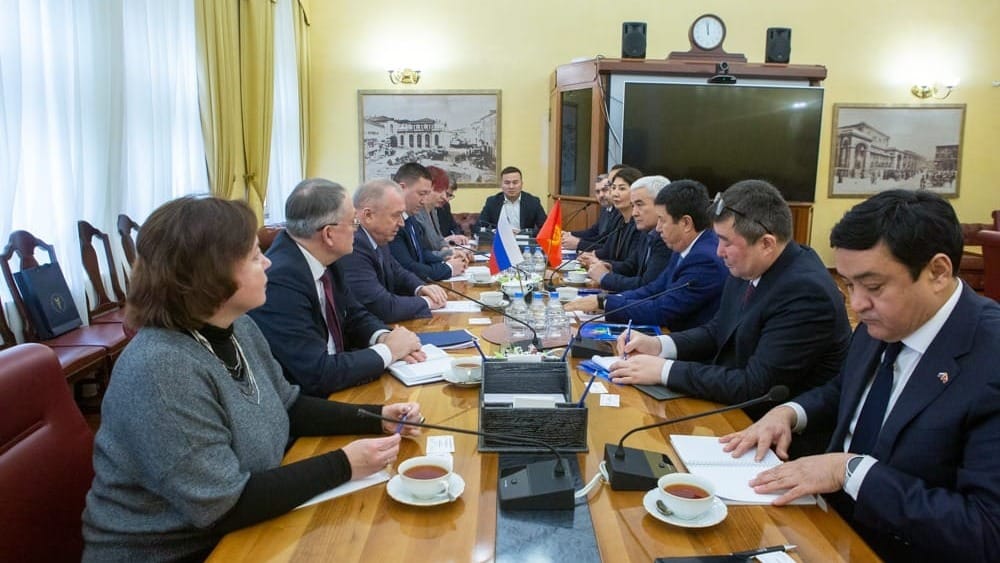 ТПП КР хочет провести на Иссык-Куле бизнес-форум для предпринимателей из России изображение публикации