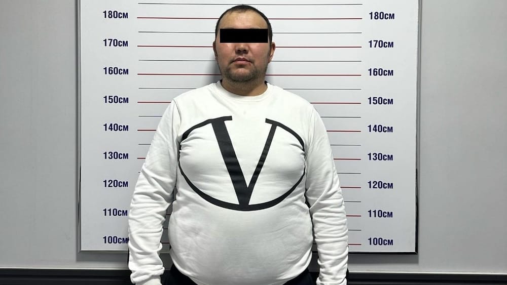 ГКНБ задержал владельца рынков в Караколе за крупное мошенничество изображение публикации