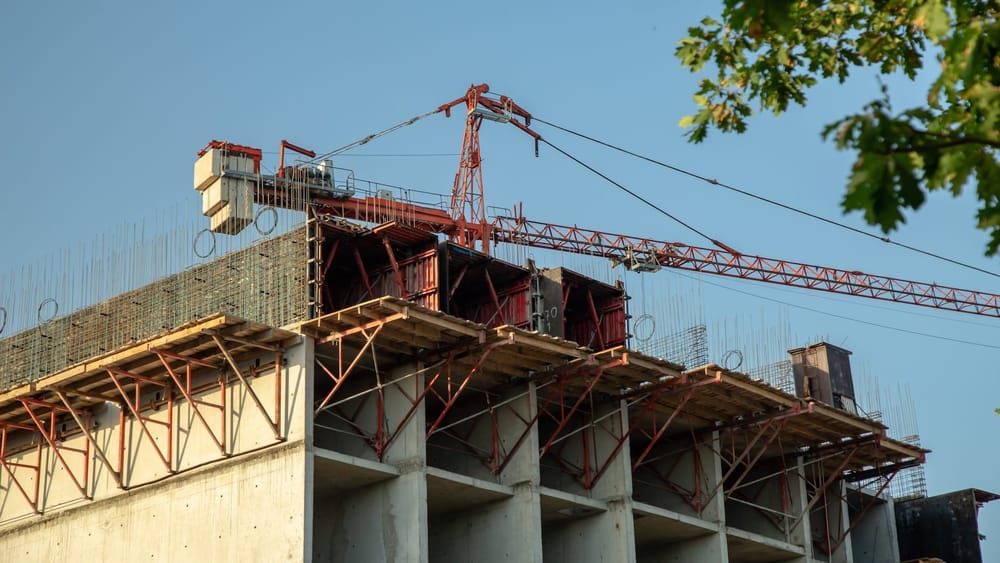 В Кыргызстане к 100-летию Кара-Кыргызской автономной области построят 100 объектов изображение публикации