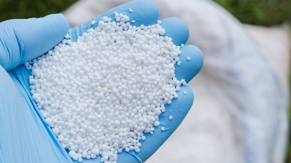 Кыргызстан импортировал 33.5 тысячи тонн минеральных удобрений по сниженным ценам изображение публикации