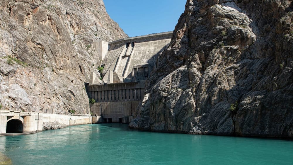 Токтогульское водохранилище начало наполняться: приток воды превысил расход изображение публикации