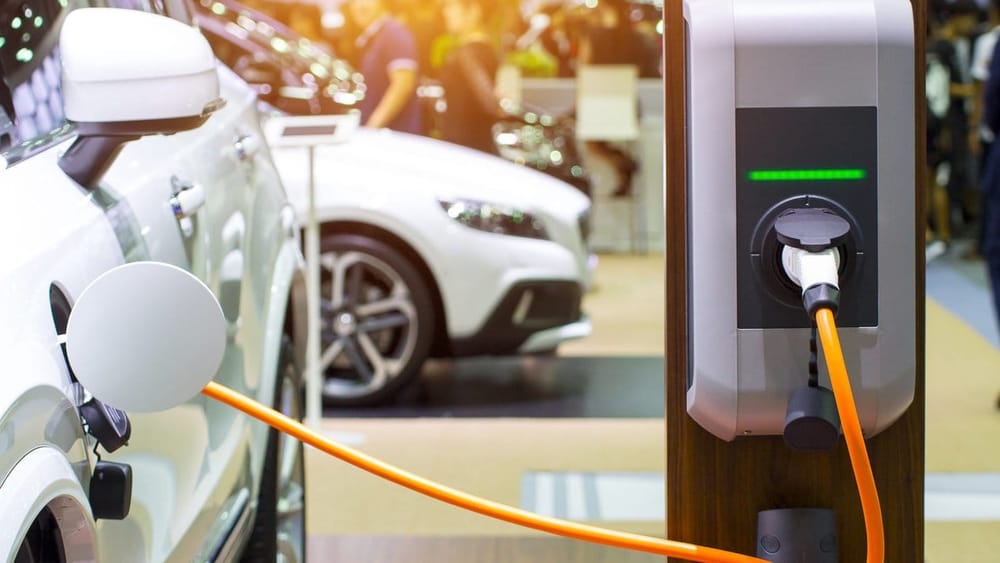 В Кыргызстане не хватает более 900 зарядных станций для электромобилей изображение публикации