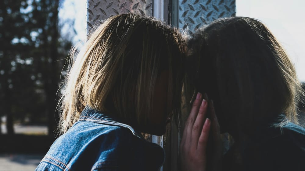 В Сокулуке девять парней год насиловали 13-летнюю девочку: милиция бездействует, омбудсмен помог с адвокатом изображение публикации