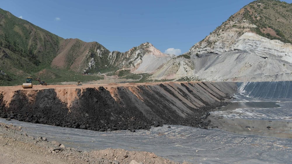 «Кыргызгеологии» выделят 1 млрд сомов для открытия новых месторождений изображение публикации