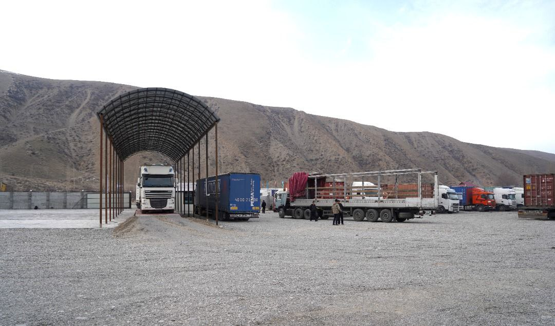 Государство вернуло контроль над таможенным терминалом в Кара-Суу изображение публикации