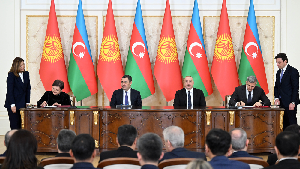 Итоги госвизита Жапарова в Азербайджан — подписаны 18 документов (полный список) изображение публикации