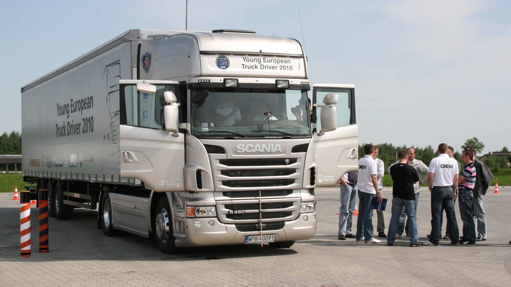 Более 250 водителей из КР трудоустроены в Европе благодаря курсам Минтранса и литовской Girteka изображение публикации