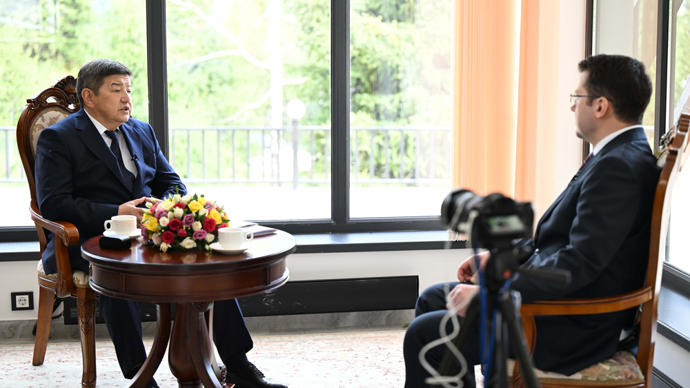 Рост ВВП до $30 млрд, дефицит рабочей силы, переход на нацвалюты — кратко об интервью главы кабмина КР «России 24» изображение публикации