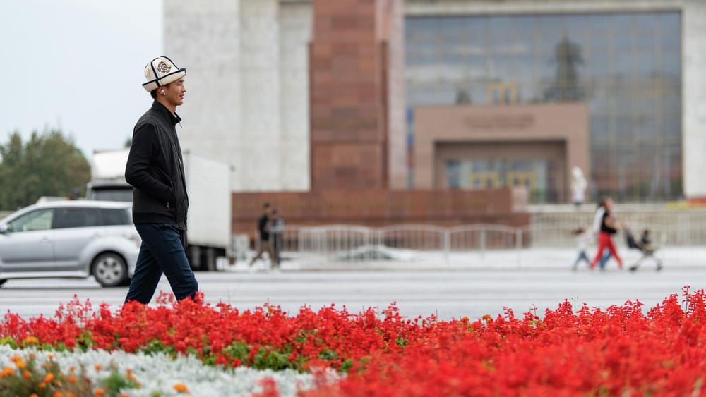 Конец майских праздников: завтра рабочий день в Кыргызстане изображение публикации