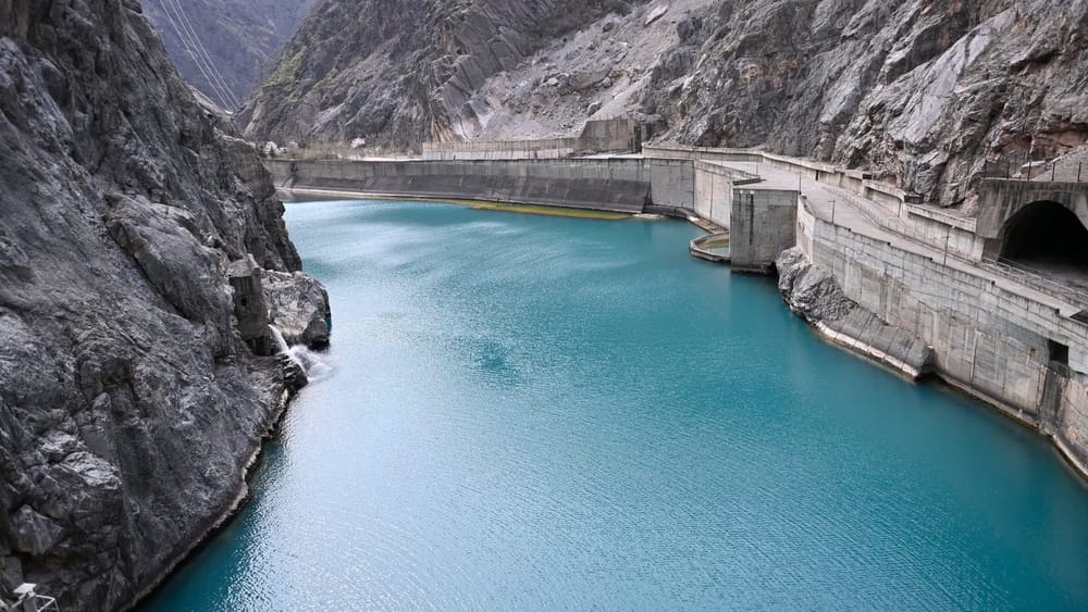 Изменение климата может сократить выработку электроэнергии на гидроэлектростанциях КР – эксперт изображение публикации