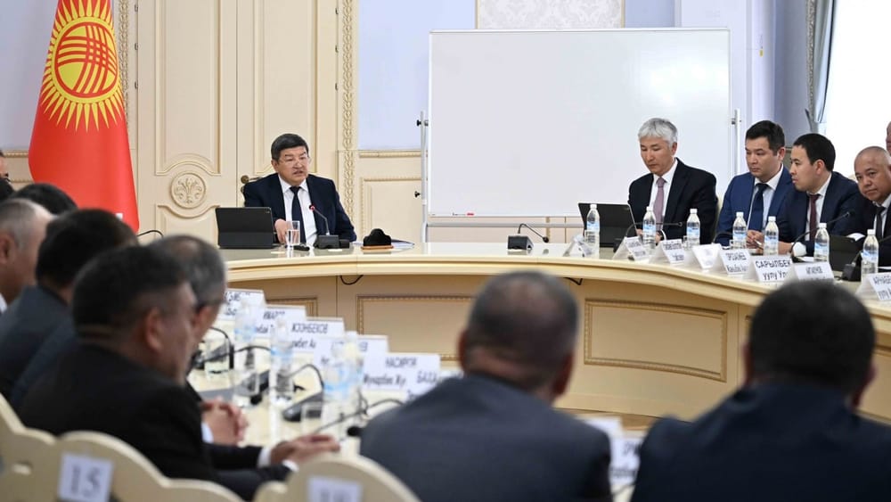 Акылбек Жапаров обсудил с акимами территориальную реформу и масштабные проекты изображение публикации