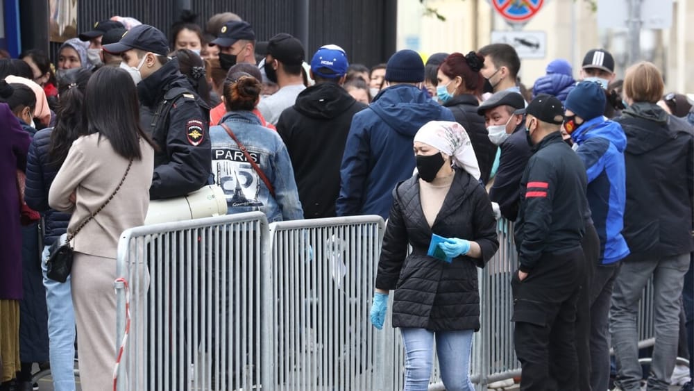 Число кыргызстанцев в России уменьшилось до 411 тысяч изображение публикации