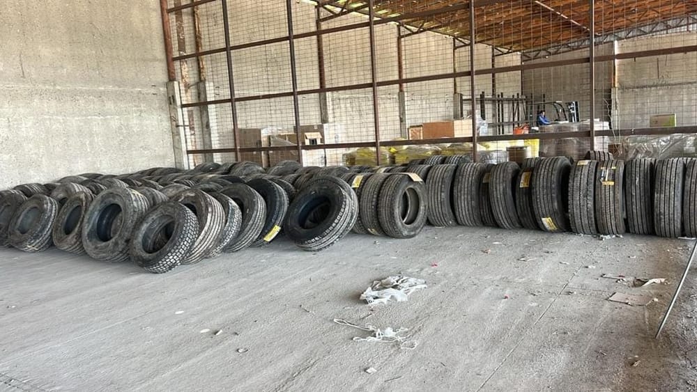 В Кыргызстан незаконно ввезли китайские шины на 3 млн сомов изображение публикации