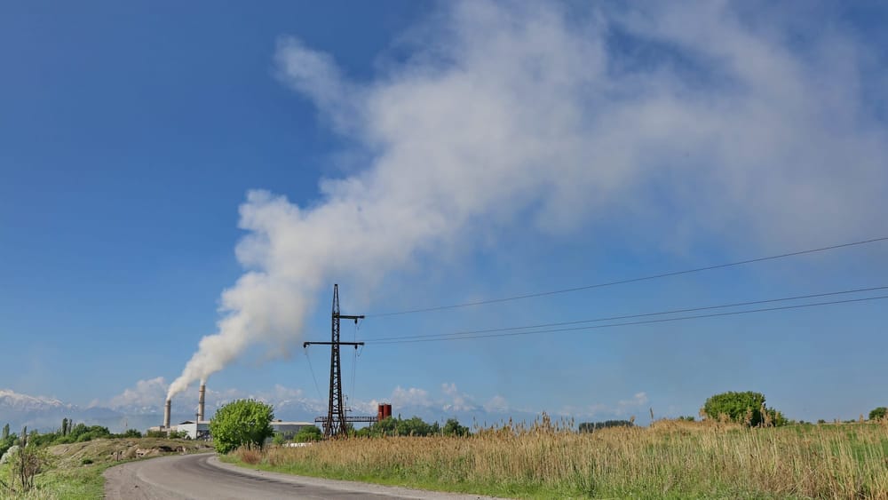 В Бишкеке может появиться новая дорога: она соединит улицы Достоевского и Ауэзова изображение публикации