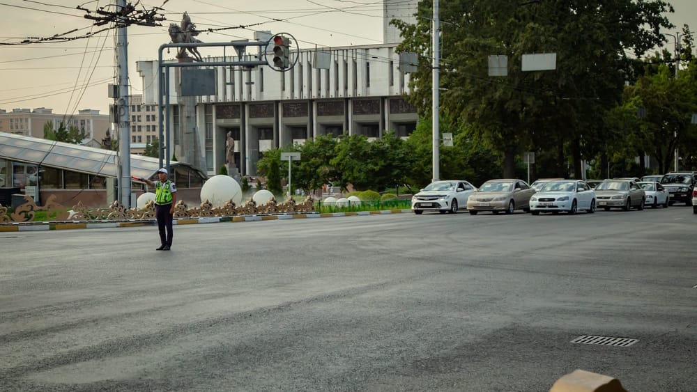 Стало известно, когда мэрия Бишкека закроет на ремонт проспект Чуй изображение публикации