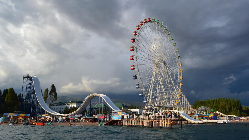 На Иссык-Куле приостановят деятельность нескольких пансионатов – в их числе «Золотые пески» изображение публикации