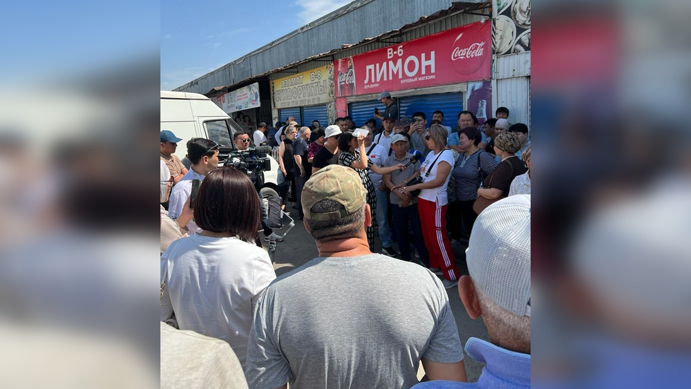 Торговцы «Дордой моторс» вышли на митинг против применения ЭТТН и ЭСФ изображение публикации