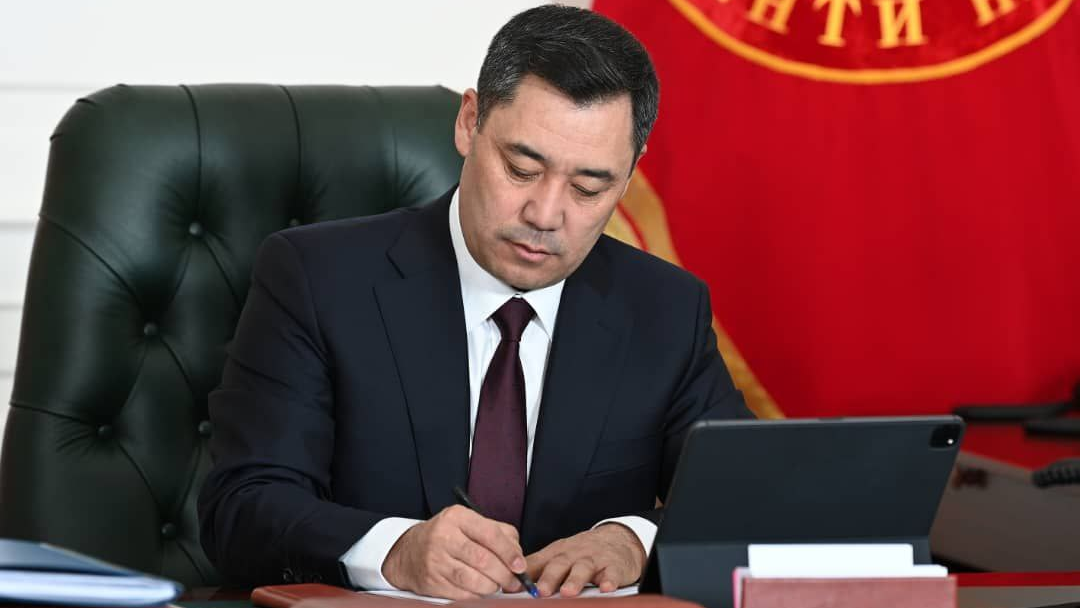 Кыргызстан ратифицировал соглашение о строительстве железной дороги Китай — Кыргызстан — Узбекистан изображение публикации