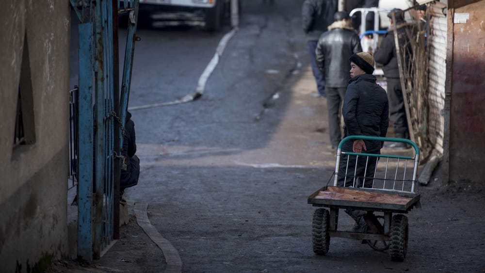 В Кыргызстане 39 детей вовлечены в незаконную трудовую деятельность –  статистика изображение публикации
